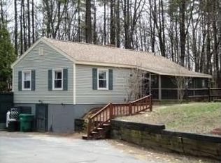 27 Vaughn Rd, Bow, NH 03304