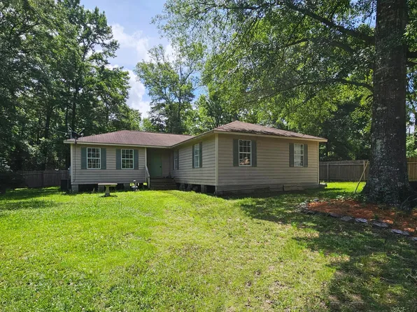 1052 Seminary Sumrall Rd, Seminary, MS 39479
