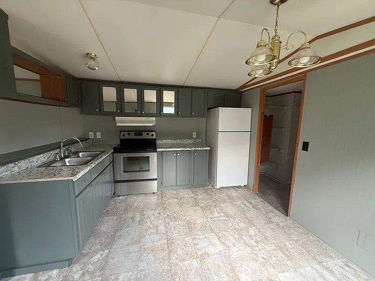 106 Arrowhead Dr — Photo 7