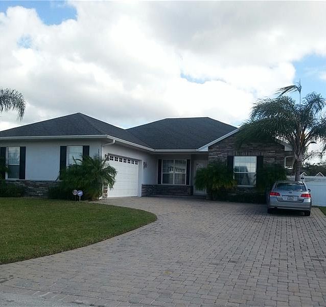 1st image of 1361 Emerald Dr