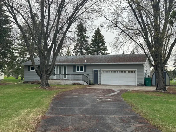 2007 Fairway Ln NE, Alexandria, MN 56308