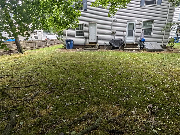 30 Hilltop Rd #2R — Photo 12