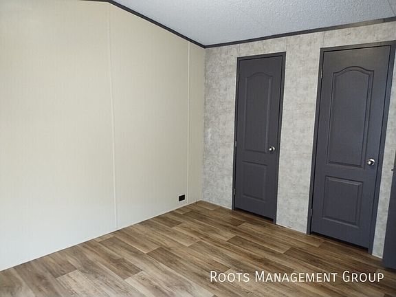 5th image of 400 Fm 3168 #476