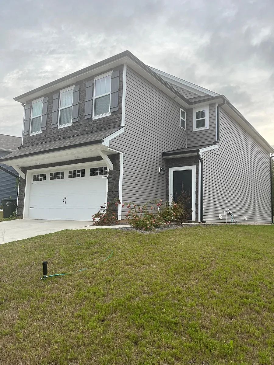 Building Photo - 372 Brannon Meadows Dr