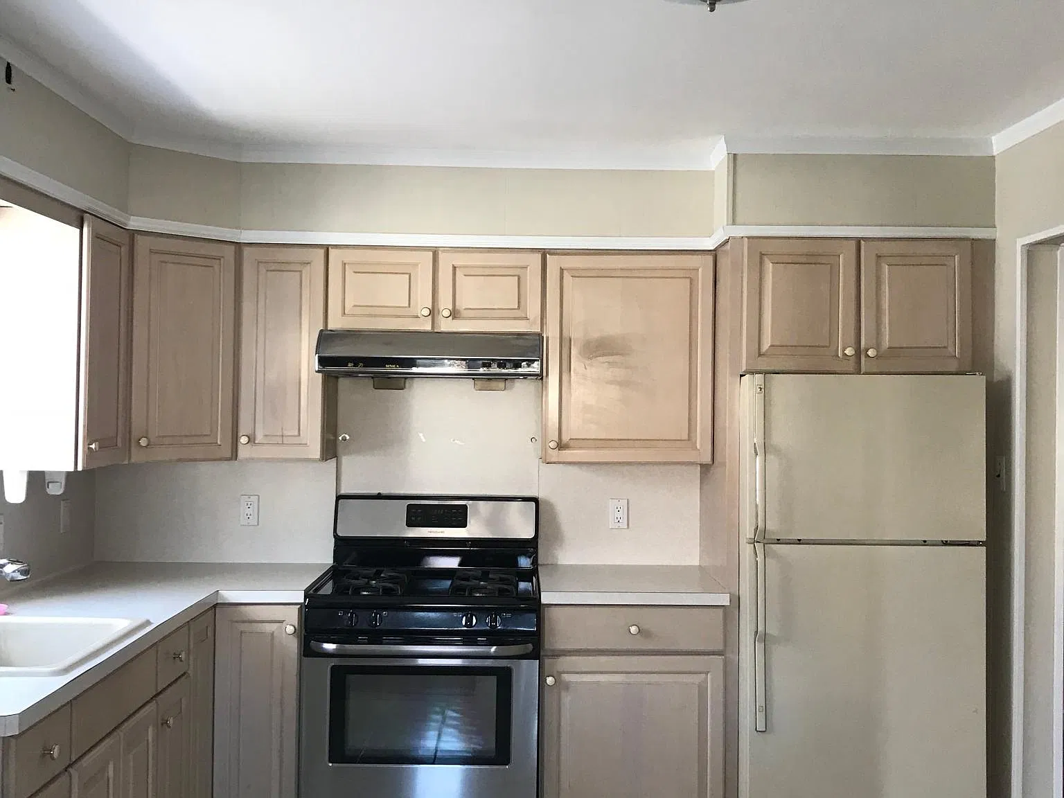 3 bed, $3,400 — Photo 2