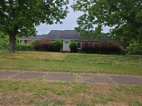 612 College St, Monticello, GA 31064