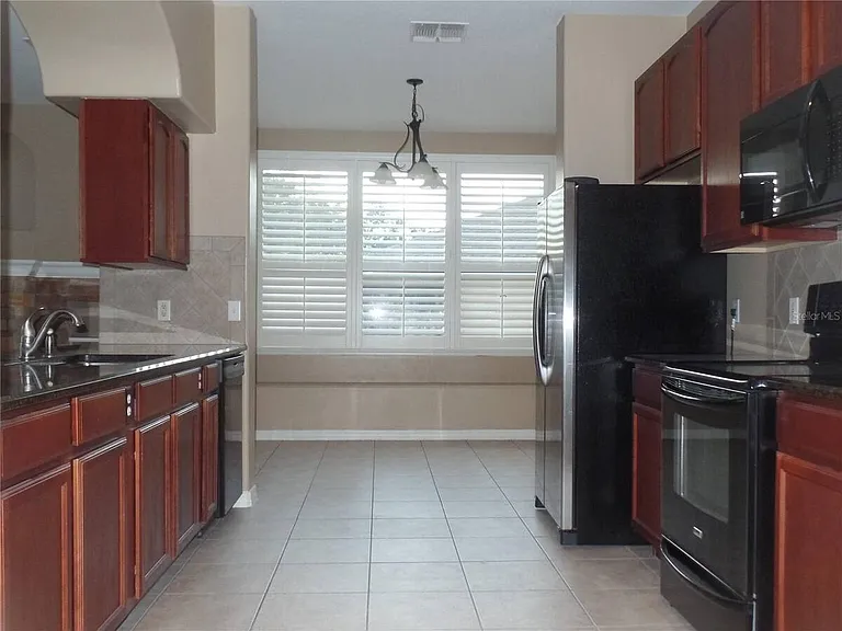 3240 Pineapple Isle Dr — Photo 13
