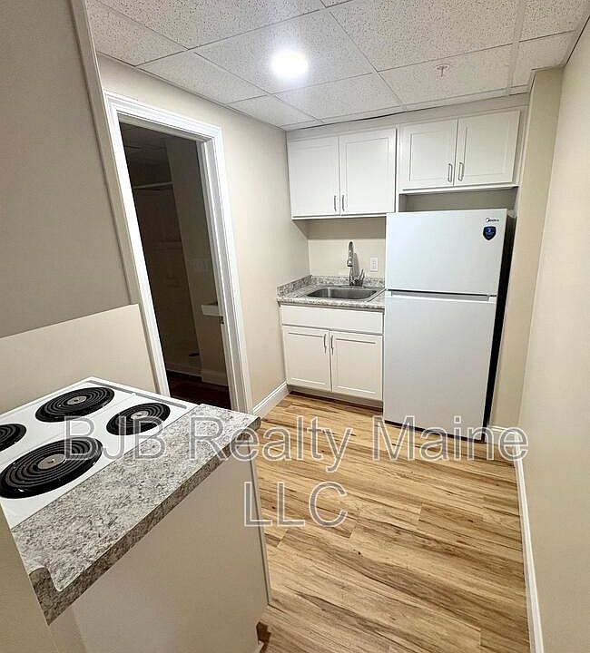 2nd image of 503 Cumberland Ave APT 2