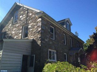 215 S Fairview Ave, Upper Darby, PA 19082