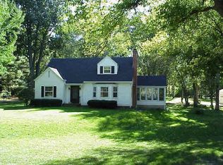 8328 S Delaware St, Dixon, IL 61021