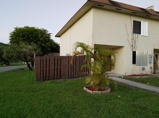 28121 SW 142nd Ct, Homestead, FL 33033