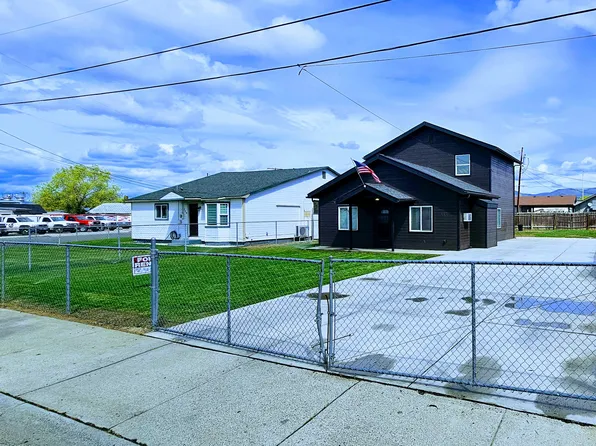 117 W Seattle Ave, Moxee, WA 98936