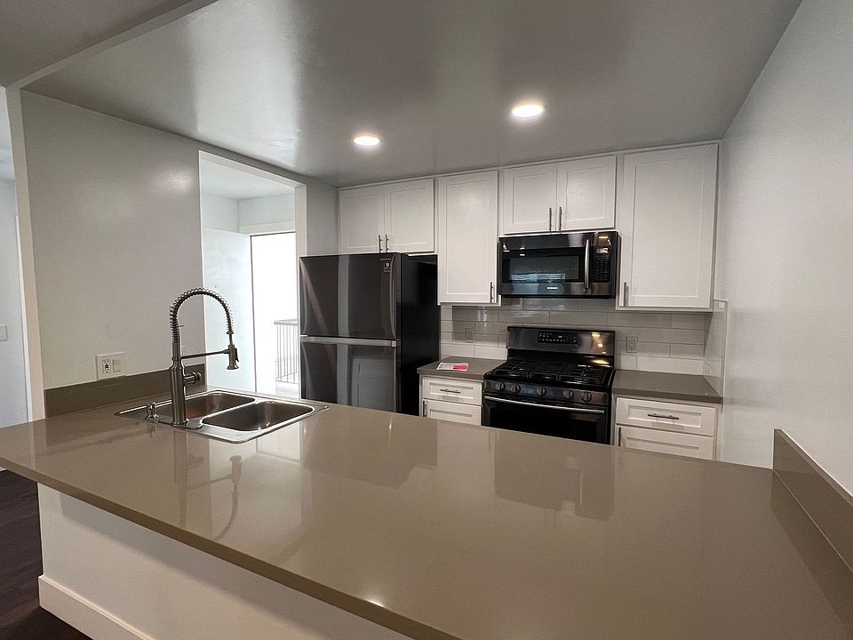 1st image of 16550 Vanowen St APT 103