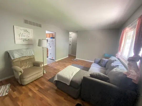 3032 T St, Lincoln, NE 68503