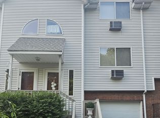 Oronoke Ridge, Waterbury, CT 06708