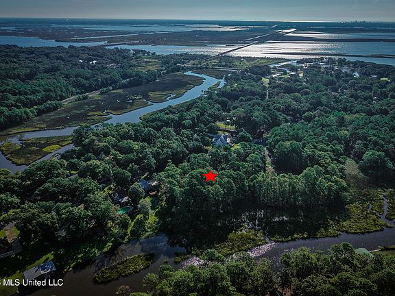 2nd image of Cherrywood Pl Lot 14