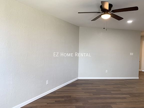 5th image of 7515 Bayway Dr #4