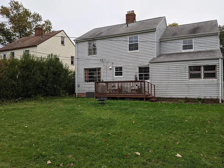 4437 Groveland Rd — Photo 32