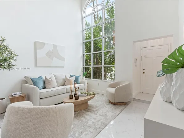 15944 SW 81st St, Miami, FL 33193