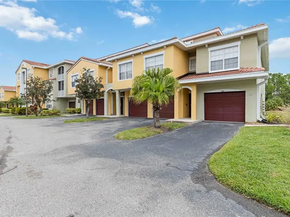 5601 Bentgrass Dr #10-112, Sarasota, FL 34235