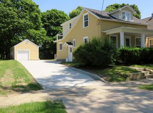 1212 W Lenawee St, Lansing, MI 48915