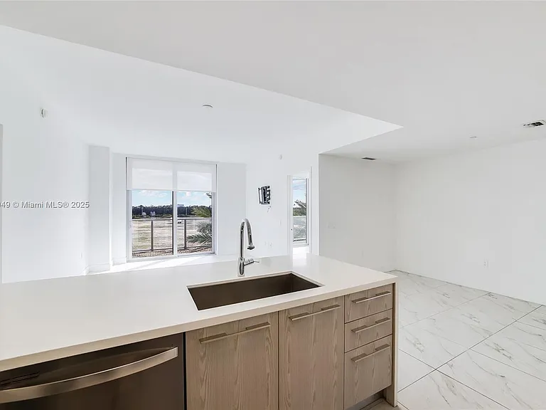 2000 Metropica Way #306 — Photo 27