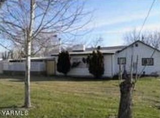 1407 University Pkwy, Yakima, WA 98901