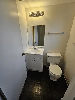 504 Jeanell Dr #23 — Photo 5