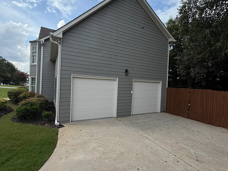 3929 Riverstone Dr — Photo 28