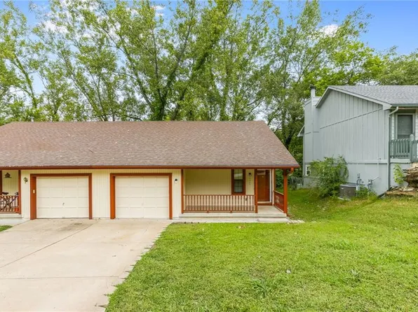 5522 NW Homer White Rd, Kansas City, MO 64152