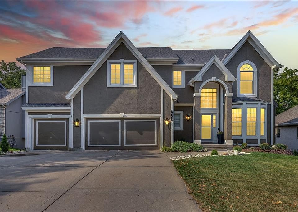 1st image of 7904 NW Waukomis Dr