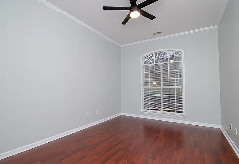 1548 Wynne Rd — Photo 6