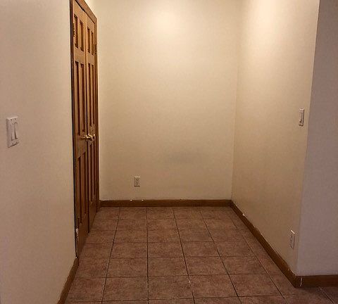 5th image of 19-12 21st Dr #1