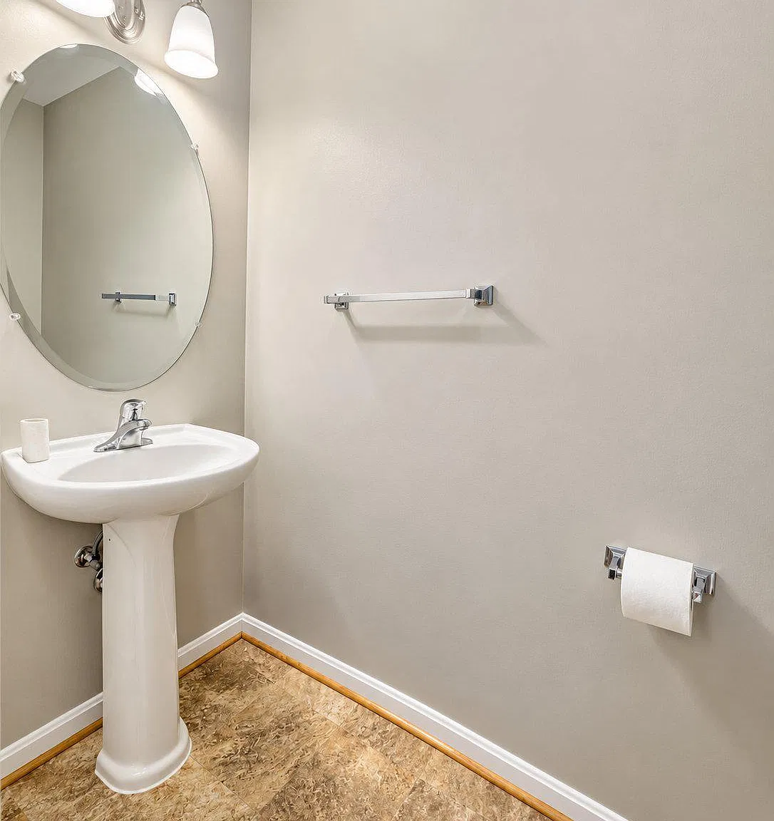 3 bed, 2.5 bath, 1814 sqft, $2,450 — Photo 4