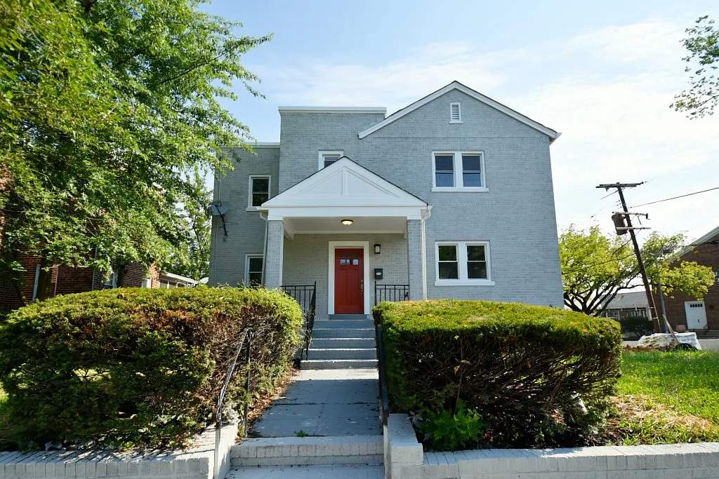 1 Missouri Ave NW photo 1