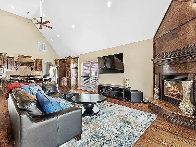 1601 Partridge Run — Photo 8