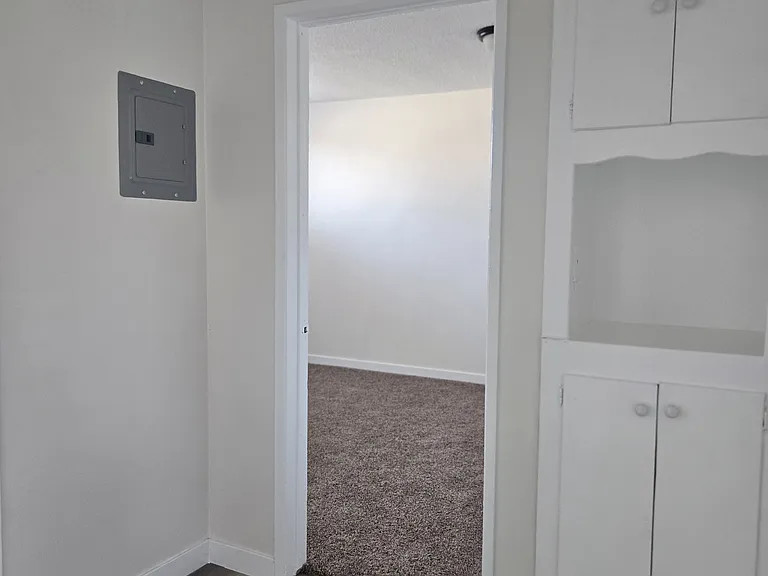 1969 Fashion Ave #17 — Photo 9