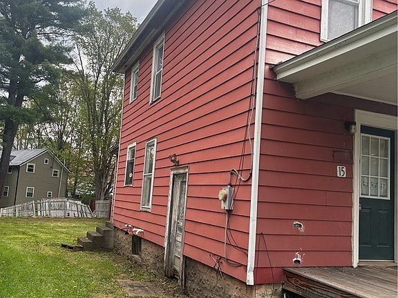 4th image of 15 Washburn Ave
