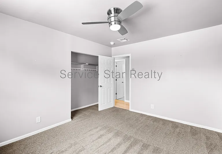 1702 N 74th St — Photo 13