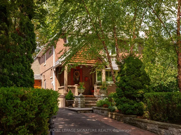 30 Kelsonia Ave, Toronto, ON M1M 1B3