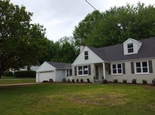 1990 Washington St, Florissant, MO 63033
