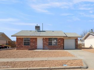 10821 Chert St, El Paso, TX 79924