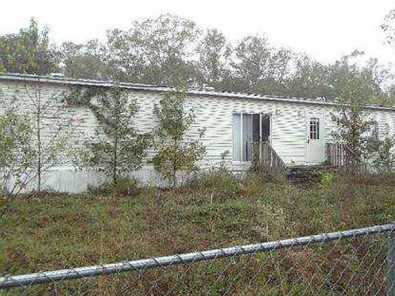 2nd image of 539 Dena Cir NE