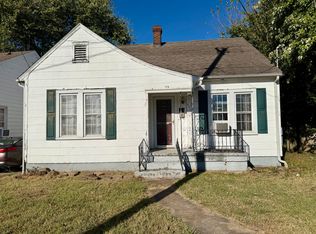 605 W 10th St, Metropolis, IL 62960