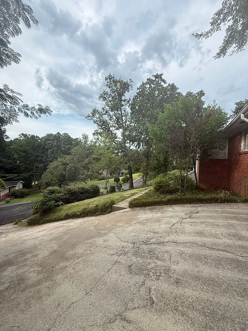 1144 Del Ray Dr. Birmingham, Al 35213 — Photo 2