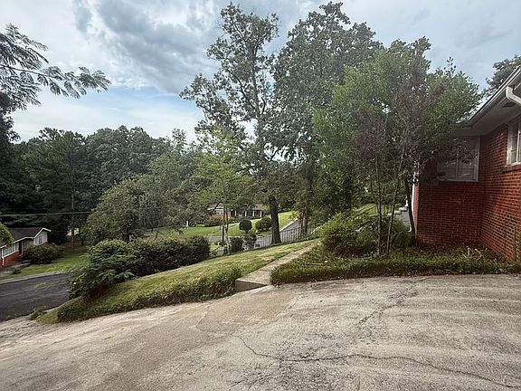 2nd image of 1144 Del Ray Dr