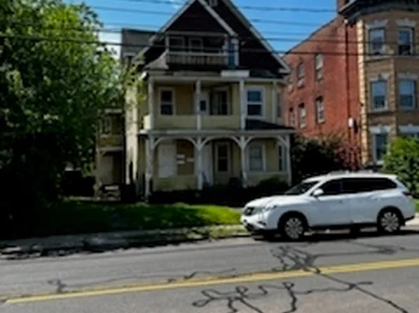 39 Dwight Street, New Britain, CT 06051
