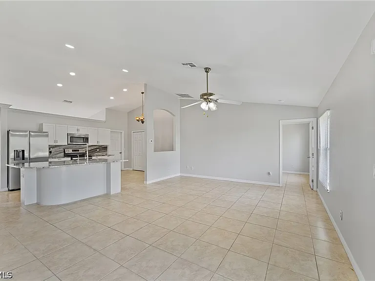 1240 NW 22nd Pl — Photo 20