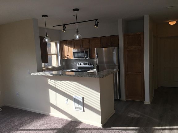 5th image of 111 108th Ave NE #405A