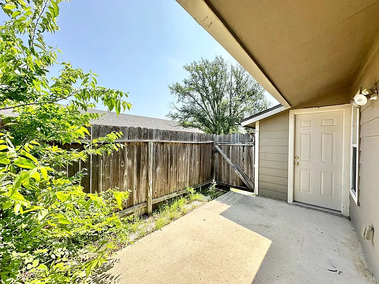 1308 Quail Cir — Photo 18